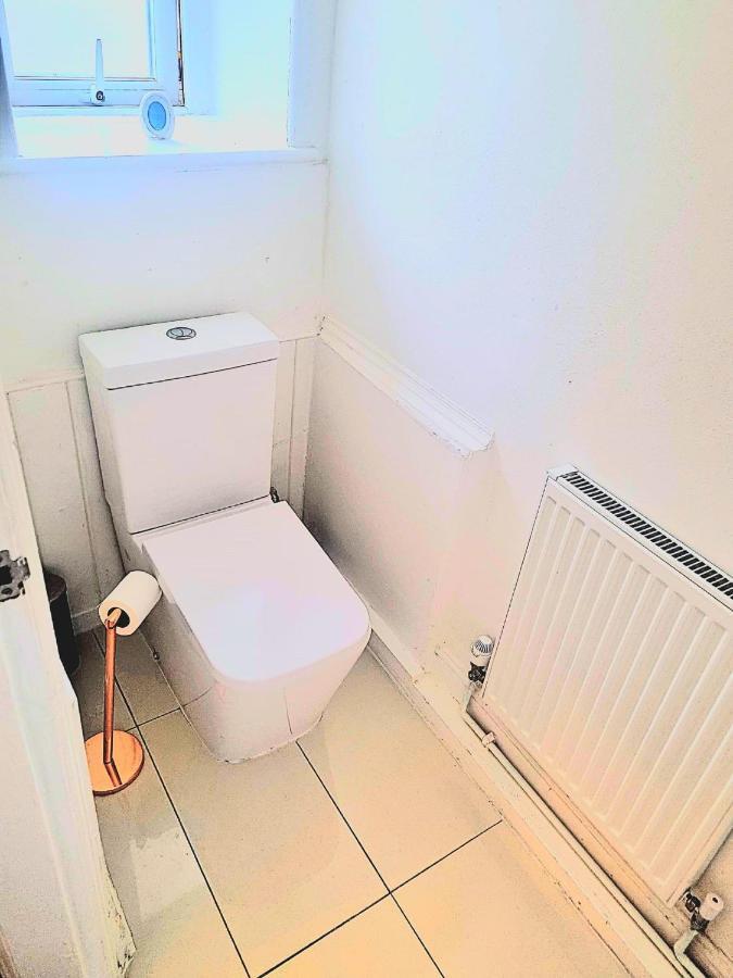 벅스턴 15 Torr Mews, 15 Torr Street 빌라 외부 사진